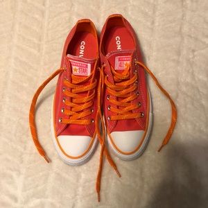 Women’s Converse